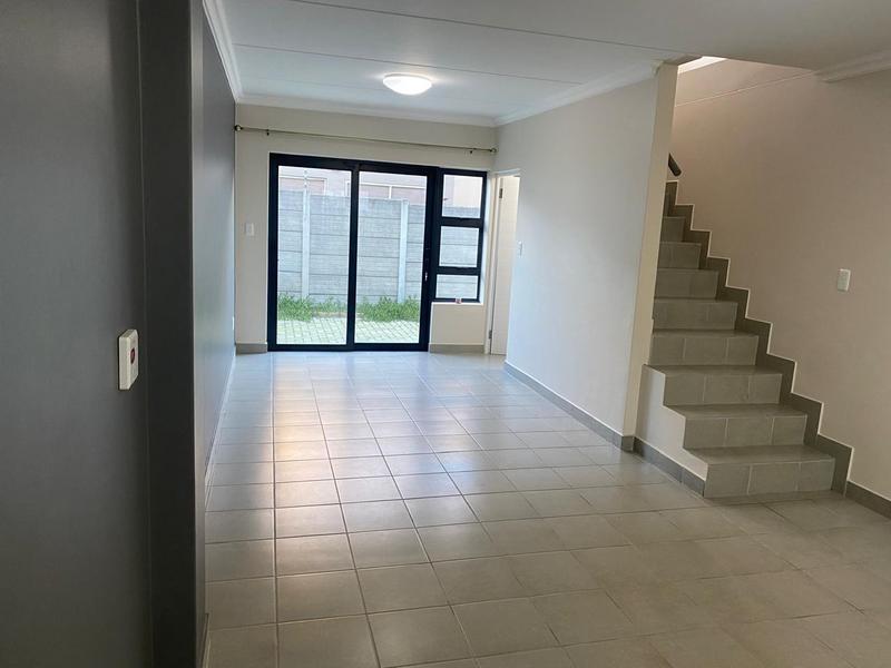 3 Bedroom Property for Sale in Silver Oaks Western Cape